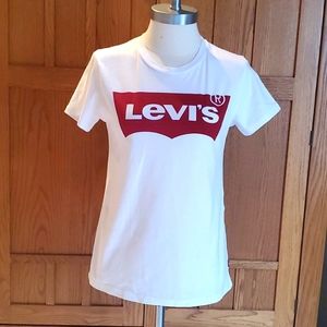 Levis T-shirt